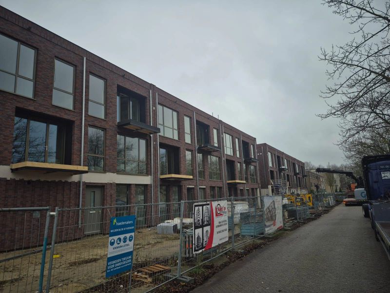 In Oss is de volgende alu-houten vliesgevel geplaatst