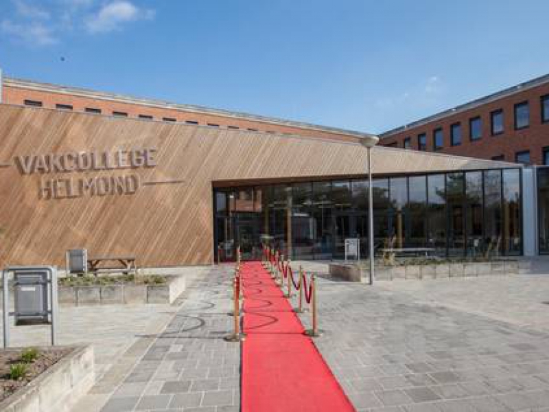 Vak College
