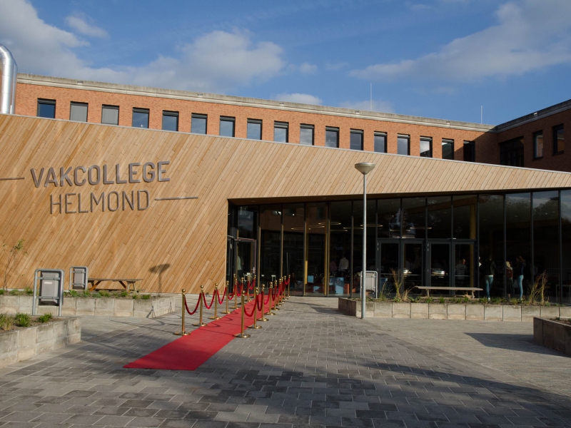 Vak College